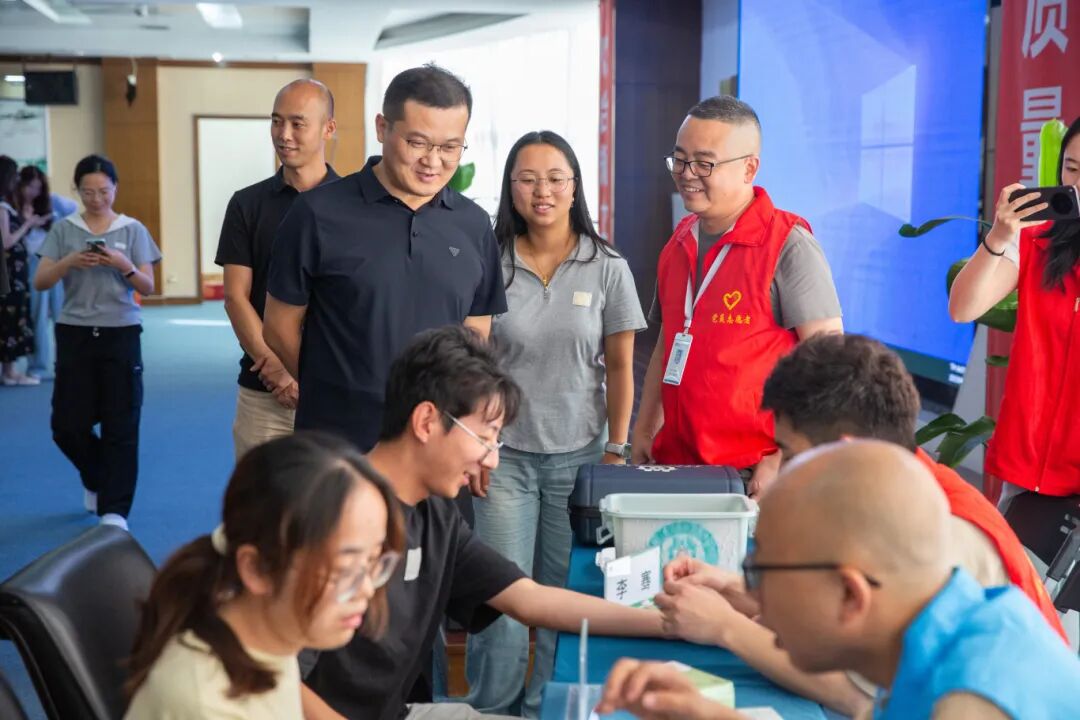 四川海蓉藥業成功舉辦“關愛身心，健康同行”大健康共建活動